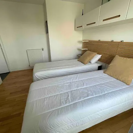 3 Pieces Avec Parking 8 People * Saint-Ouen (Seine-Saint-Denis)