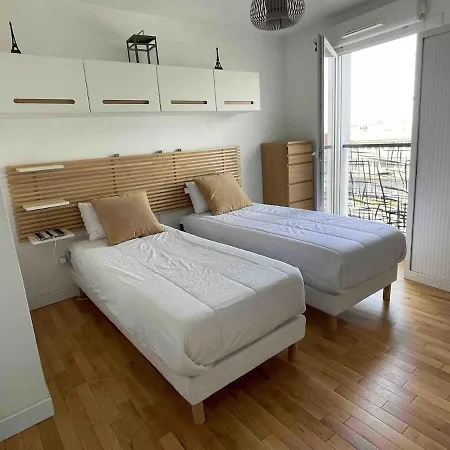 Apartment 3 Pieces Avec Parking 8 People Saint-Ouen (Seine-Saint-Denis)